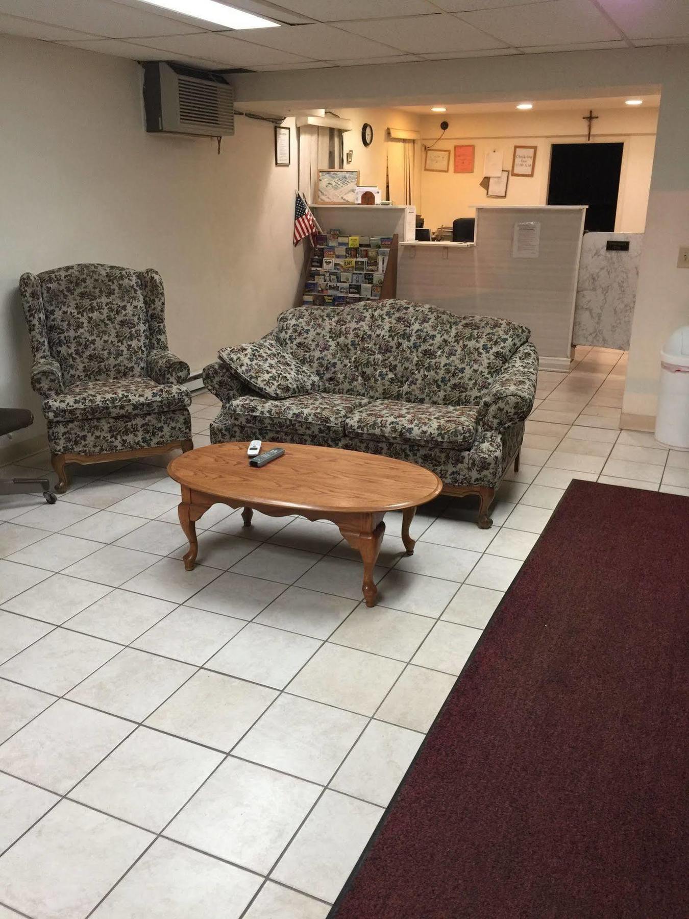 Parkway Inn Vestal Екстериор снимка