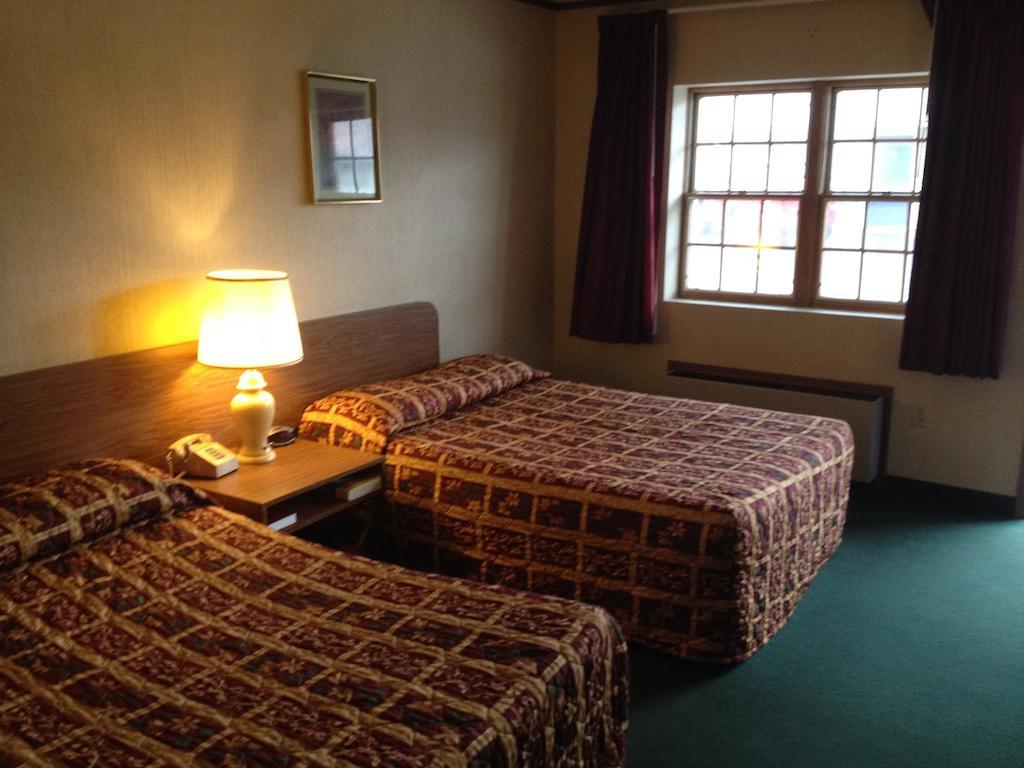 Parkway Inn Vestal Стая снимка